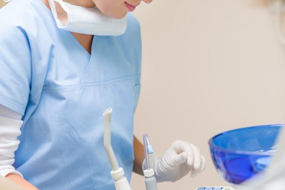 photodune-3162931-dental-assistant-prepare-equipment-at-stomatology-m